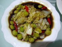 特色的酸辣白菜炒银杏做法图解8)