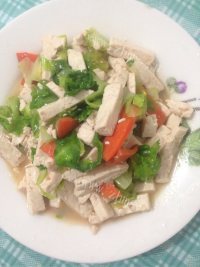 香飘十里的虾酱炒豆腐做法图解8)