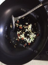 美味的酸辣黄瓜条做法图解5)