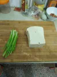 家常炒豆腐做法图解1)