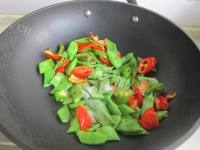 美味的扁豆炒肉做法图解8)