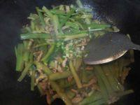 家常菜芹菜炒肉丝