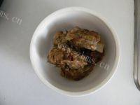 诱人的小米蒸排骨做法图解3)