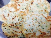 玉盘珍馐的家常葱油饼做法图解11)