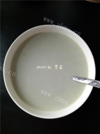 试试豆浆机也能做奶茶做法图解10)