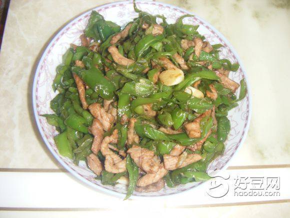 家常菜青椒炒肉丝