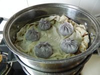 好吃的萝卜猪肉黑米包做法图解15)