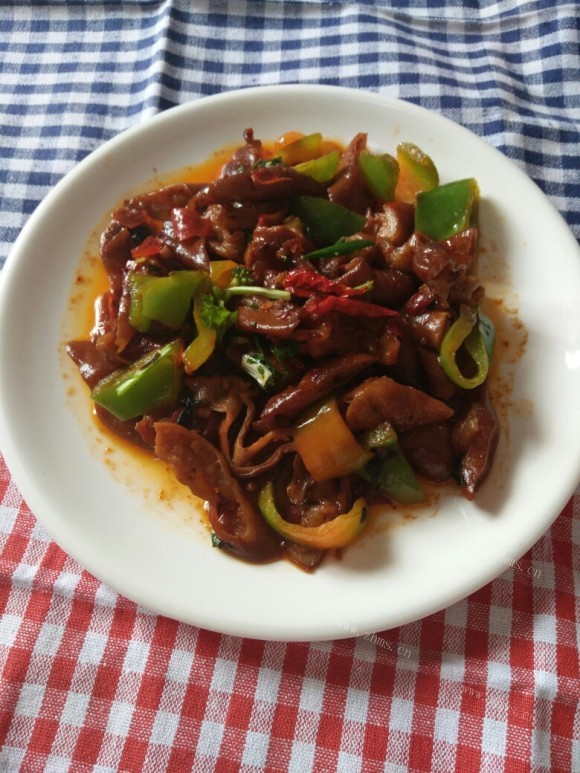 五味俱全的干煸肥肠