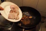 十分可口的回锅肉的做法图解七