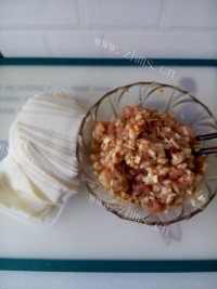 美味洋葱豆腐干肉馅馄饨做法图解5)