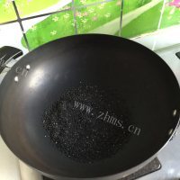 美味营养的黑芝麻汤圆做法图解4)