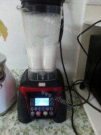 好喝的花生杏仁露做法图解4)