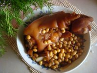 五味俱全的猪蹄炖黄豆的做法图解六