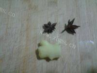 水晶肉皮冻做法图解4)