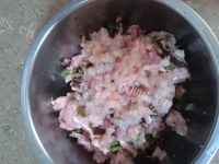 美味炸香菇红萝卜肉饼做法图解2)