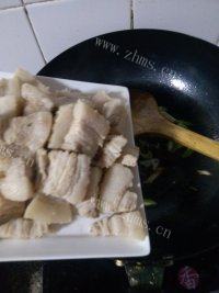 自制山楂红烧肉做法图解7)