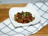 家常菜黄豆红烧肉