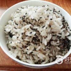 黑芝麻香米饭