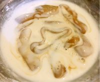 酥炸鱿鱼圈做法图解9)