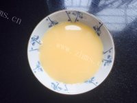 美味的秋葵玉子蒸做法图解7)