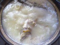 自制鲫鱼豆腐汤做法图解6)