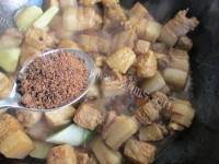 美味的经典红烧肉做法图解8)
