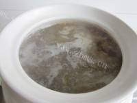 诱人的萝卜炖牛肉做法图解8)