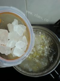 美味西米橘子粥做法图解5)