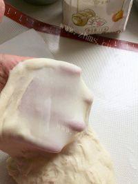 西式肉松小餐包做法图解4)