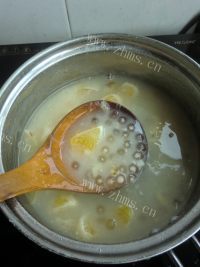 美味西米橘子粥做法图解8)