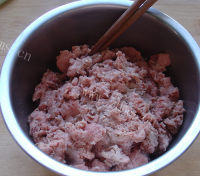 美味的珍珠丸子做法图解1)