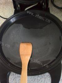 简单易做的玉米饼做法图解5)