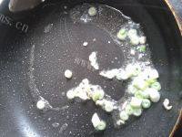 下饭的蒜苔炒肉丝做法图解5)