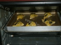 自制飞饼版榴莲酥做法图解10)