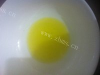 香喷喷的轻乳酪蛋糕做法图解2)