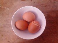 在家做的大葱炒鸡蛋的做法图解一