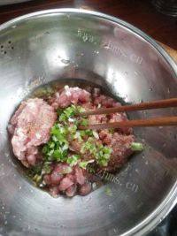 营养丰富的水饺做法图解1)