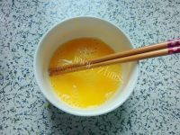 美味的五彩蛋包饭做法图解8)