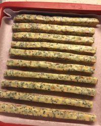 自制黑芝麻花生牛扎糖
