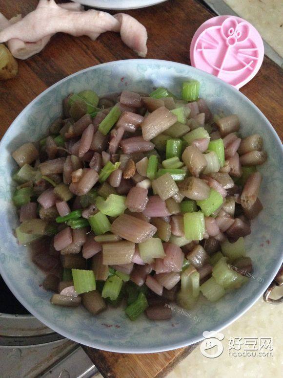 藕带炒芹菜