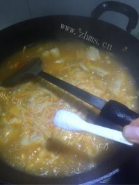 回味无穷的酸汤鱼做法图解8)