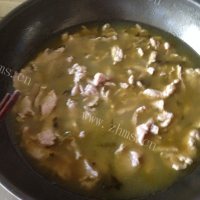 简易的水煮肉片做法图解7)
