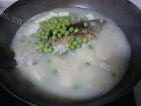 家常鲫鱼豆腐暖锅做法图解10)