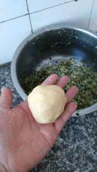 美味的菜饽饽做法图解5)