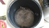诱人的牛奶布丁做法图解3)