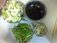 可口的水煮肉片做法图解2)