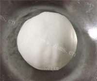 美味的奶黄馅汤圆做法图解9)