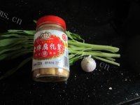 家常菜腐乳炒通心菜做法图解1)