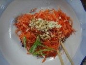 家庭版凉拌胡萝卜丝