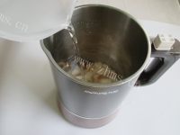 自制雪梨无花果豆浆做法图解5)